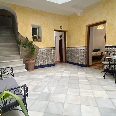 Апартаменти Patio Andalusi Junto A La Vina Кадіс Екстер'єр фото